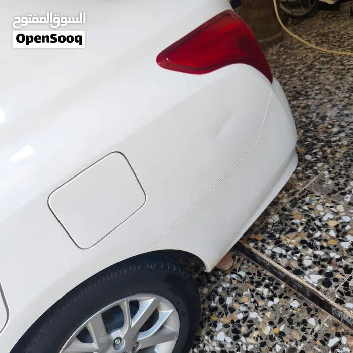 نيسان سني موديل 24  هندي ابو لبليته للزرقه جام كهربائي ويل كب كلتله ماعدا طخه خفيفه بالجاملق الخلفي 
السعر 125ورقه 
الاتصال ***********
