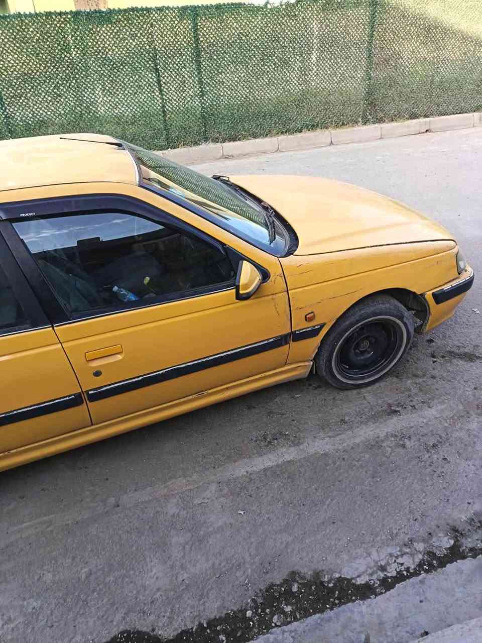 سياره جهاهز بيها شغلات بصيطه موديل ١٢تبريد ثلج مكينة وكير فرنسي بيها طخه جالملغ الخلفي تخم تاير باتري جديد حداديه نضيفه***********. مكلف بلنشر للاستفسار الاتصال مكاني البياع السعر ٣٣ وبيه مجال
