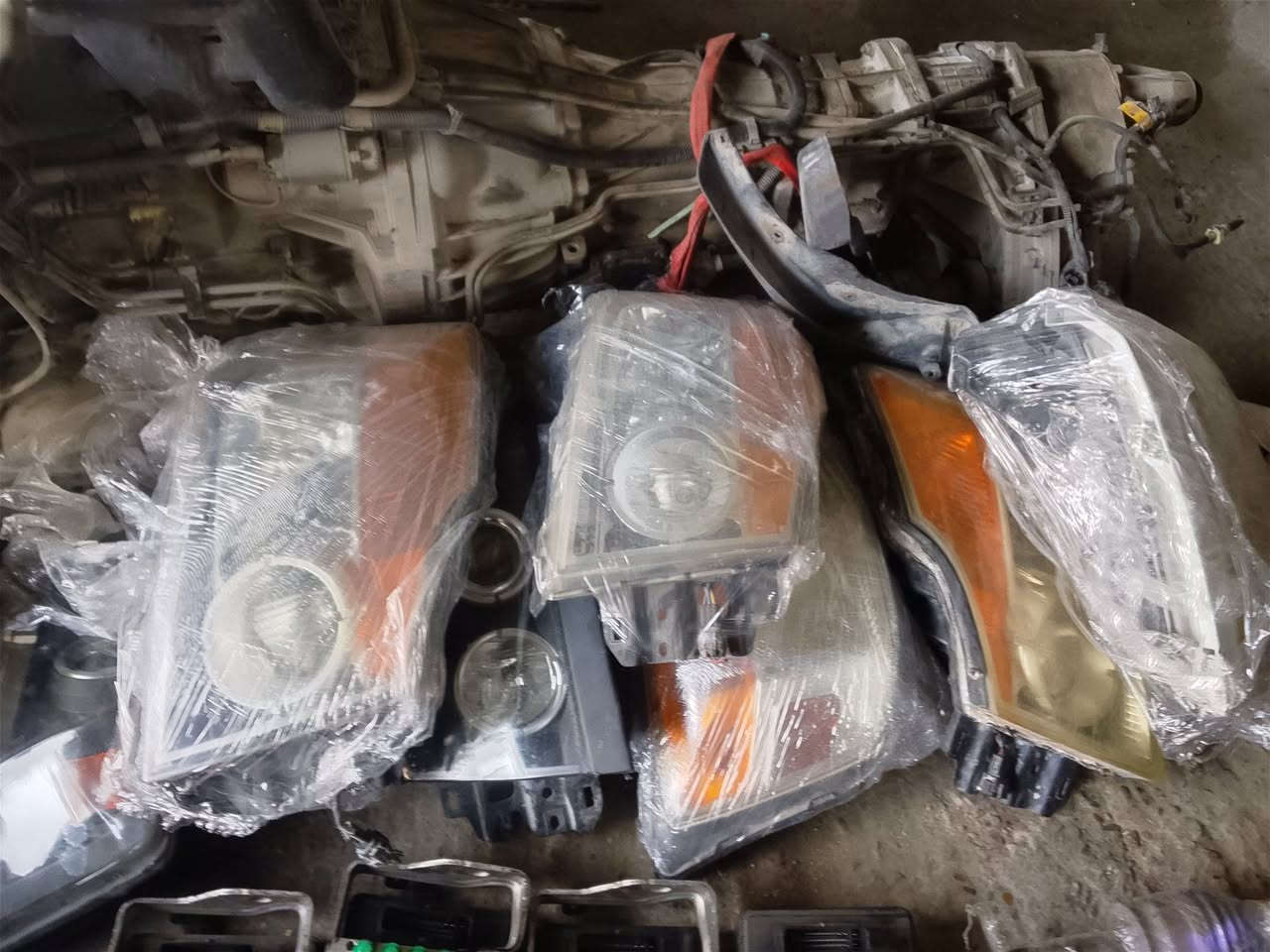 محلات ابو قتيبه كلشي موجود لبافندر 
***********
***********
بغداد باب الشرجي خلف التانكي مال الماء قرب باب الخروج الجبيره جوه
