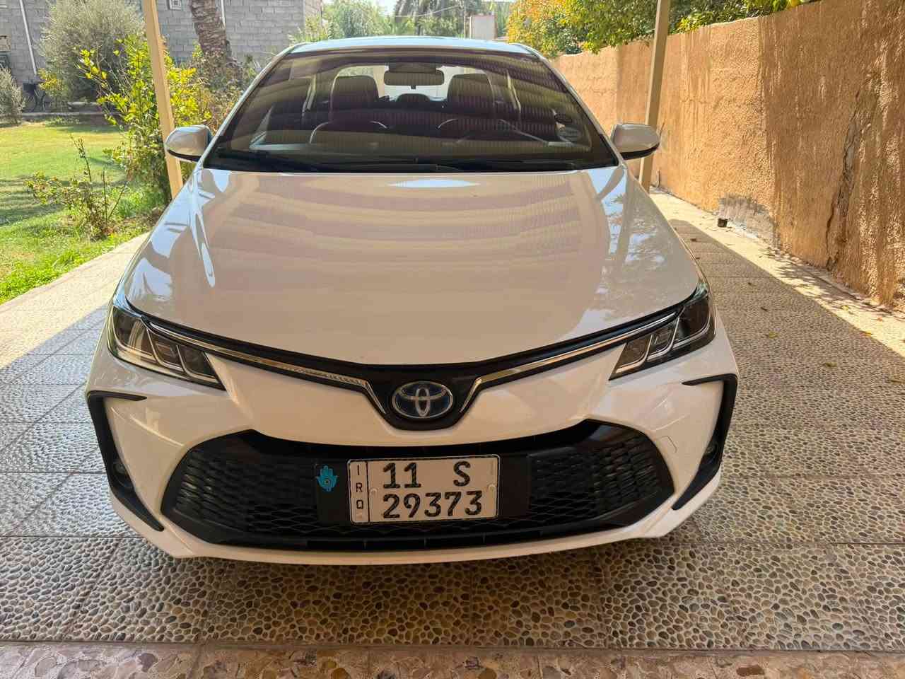 السلام وعليكم عندي كورلا هايبرد 2023رقم بغداد سيارة جديدة خير من الله ماشية 29حقيقي السعر 145ورقه رقم التلفون ***********داخل احمر جلد كفالة عامة
