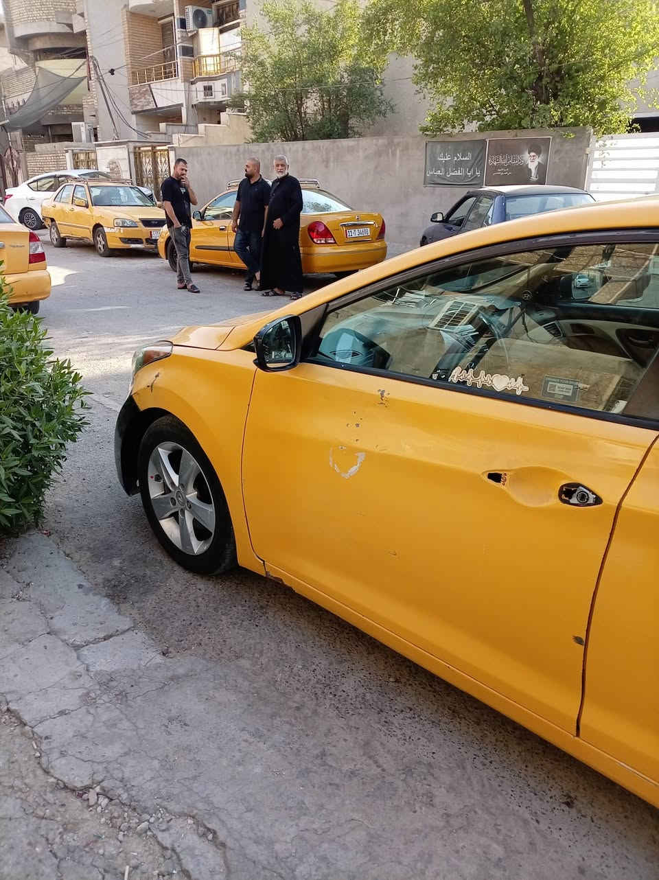 سلام عليكم لانتره وارد أمريكي مكينه ألفين دوش مديل ١٣  يحتاج ترتيب مكان سيارة بغداد لجديده  حادث  سيارة  جاملق لمامي سعر ٨٠ بيها مجال  رقم صاحب سيارة مكلف بل نشر ***********
