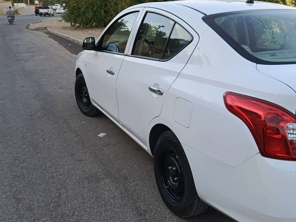 نیسان سەنی 2020 سبوخ و ساردی نیە گێر و مەکینە و تەحویل و خرامەی بەشەرتە 
نرخی 104 گەڵا و مامەڵە
***********
*********** كويسينجاك, أربيل
