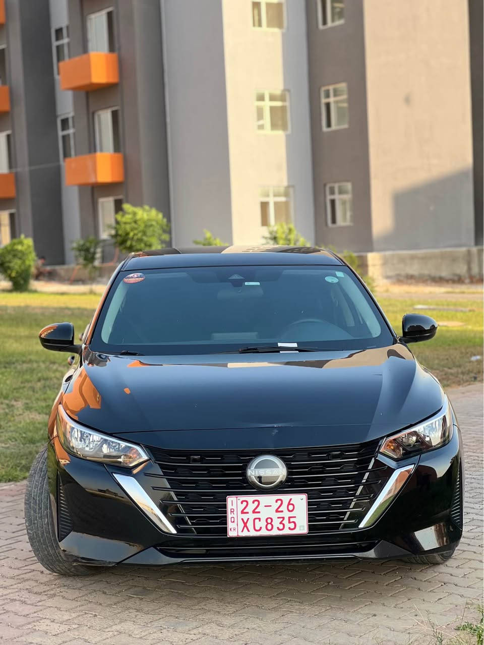 ***********
Nissan sentra 2024 
 سي بارجه سبوخ بي داخلي 
گئر مكينه فحم رادار شرط 
جارر تا جديد  
يك  دينار مصرف تيدا نيه
شه رتي ره قه مه  سياره
سعر فول فول مناسب
*********** اكر, نينوى

نص مكتوب في الصور:
- 3N1AB8BV6RY222831