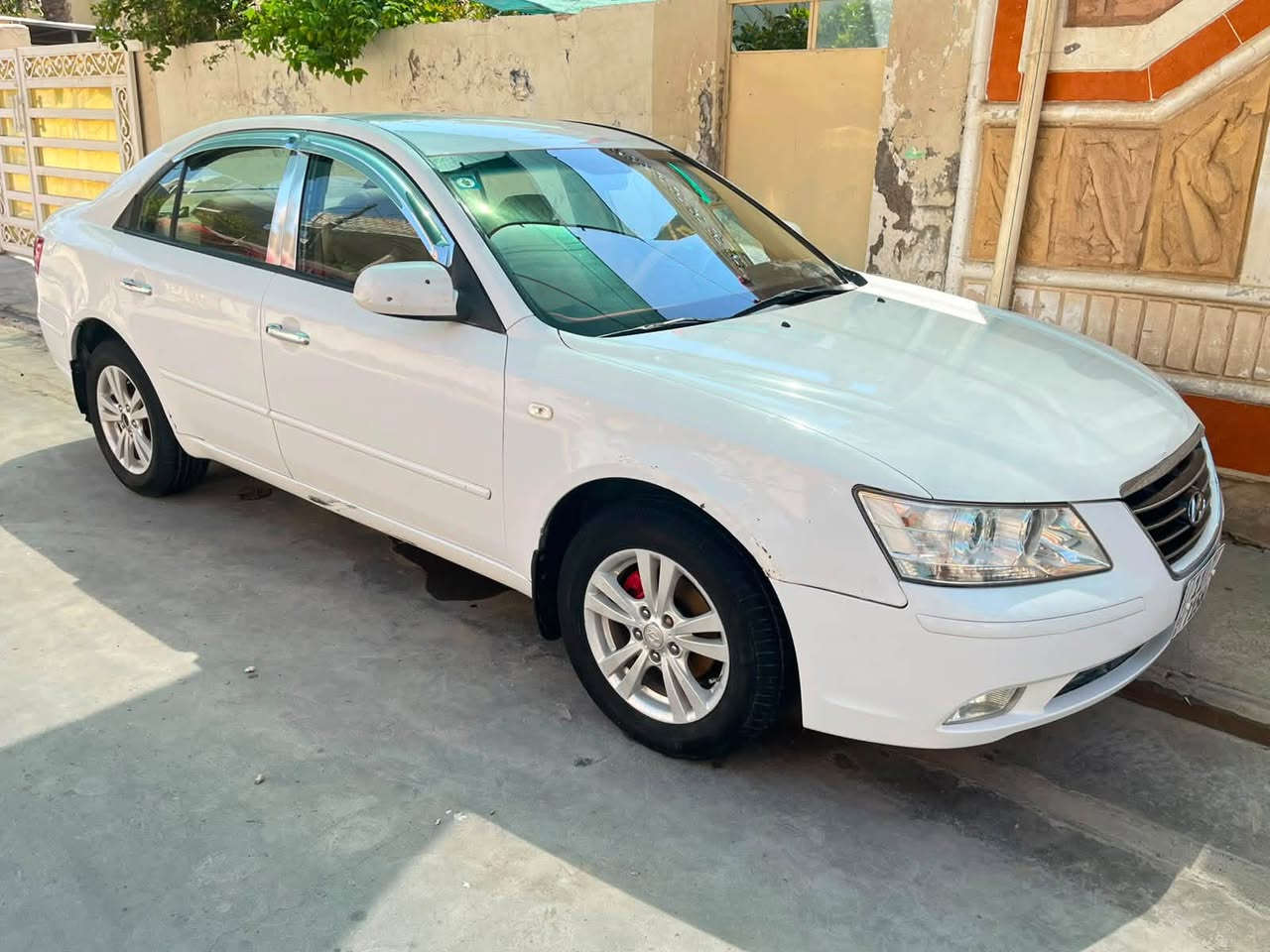 السلام عليكم
سوناتا للبيع فقط بدون مراوس موديل 2009 رقم بغداد. 
وارد كوري  محرك 2400  بيها صبغ 3 قطع قبق الجنطة و جاملغ خلفي و باب السائق  محرك كير تبريد صدر ميكانيك كله مكفول   
ستفسار اكثر الاتصال ع هـ*********** 

مكان السيارة ديالى بعقوبة

#السعر 100 وبيها مجال
