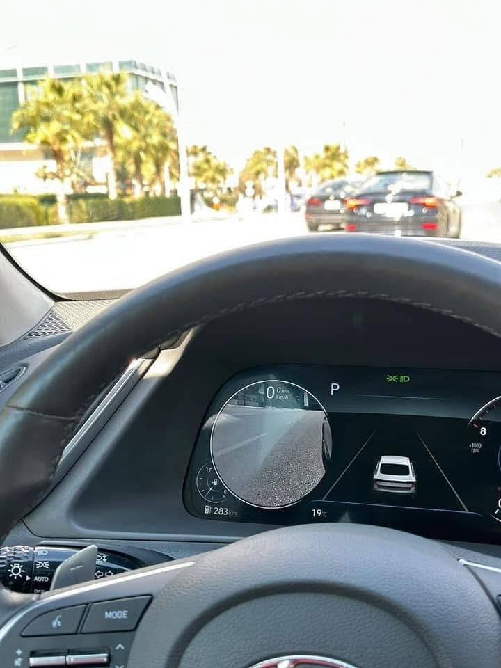 سوناتاموديل 2022 ليميتد
فول مواصفات اعلى فئه
رقم اربيل بسمي 

مواصفاتها :

1 .نظام رؤية محيطية 360 مكون من 4 كاميرات .

2.نظام كاميرات تعمل مع الاشارة تضهر شاشة عداد السرعه 

3.نظام نقط عمياء و تنبية 

4.نضام توقف تلقائي عند الرجوع

5.شحن هاتف لاسلكي

6.نظام المفتاح الذكي ( السياره تتقدم و ترجع بالسويج ) والتشغيل عن بعد

7.نظام اوتو بارك ( السياره تطبگ وحدها ) 

8.شاشة كبيرة قياس 10.3 لمس وشاشة العداد 12.3 انش

9.نظام قيادة شبه ذاتية

10.داتا شو يعرض على الجامة الامامية السرعة وجميع الرادارات 

11.نظام تفادي الاصطدامات الأمامية من خلال رصد المشاة .

12.نظام الخروج الآمن عند فتح أبواب السيارة من ترصد 

13.نظام المحافظة على المسار مع توجيه اوتوماتيكي حتى سرعة 145 كم/س .

14.بصمه تشغيل و ابواب 

15.مقاعد امامية تدفاء و تبريد و خزن ميموري

16.مقاعد اماميه كهرباء

17.حساسات امامية وخلفية 

18.نظام ازالة الضباب و المطر تلقائي عن الزجاج الامامي

19.بانوراما 

‏ 20.LED اضاءة داخليه +اضاءة خارجية زنونLED 

21.تبريد قطعتين امامي خلفي 

22. السماعات (12 سماعة) Bose

23. دبل جام 
24.حادثه جاملغ مصلح نفسه ومصبوغ والسونار مرفق 
“وبعد بيهه اهواي مواصفات ما ذاكرهه
العنوان الانبار الفلوجة   عارضها 180وبيها مجال
***********@
