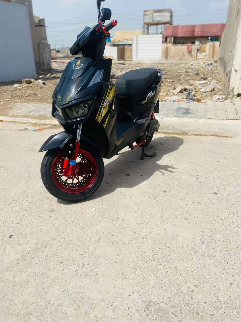 سلام عليكم دراجه شحن لل بيع بطاريه ليثيوم الدرجه مزوده بيه نظام Rرجوع لل خلف بيه لايت عالي ناصي رماش بيه دبل اشره السعر 900وبيه مجال الشراي يراسلني على هاذه الرقم ***********

