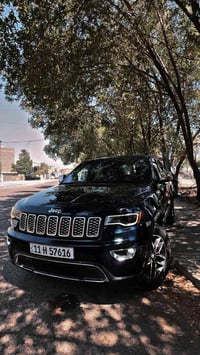 كراند شيروكي لمتد • ٢٠١٨ • HEMI ٥.٧