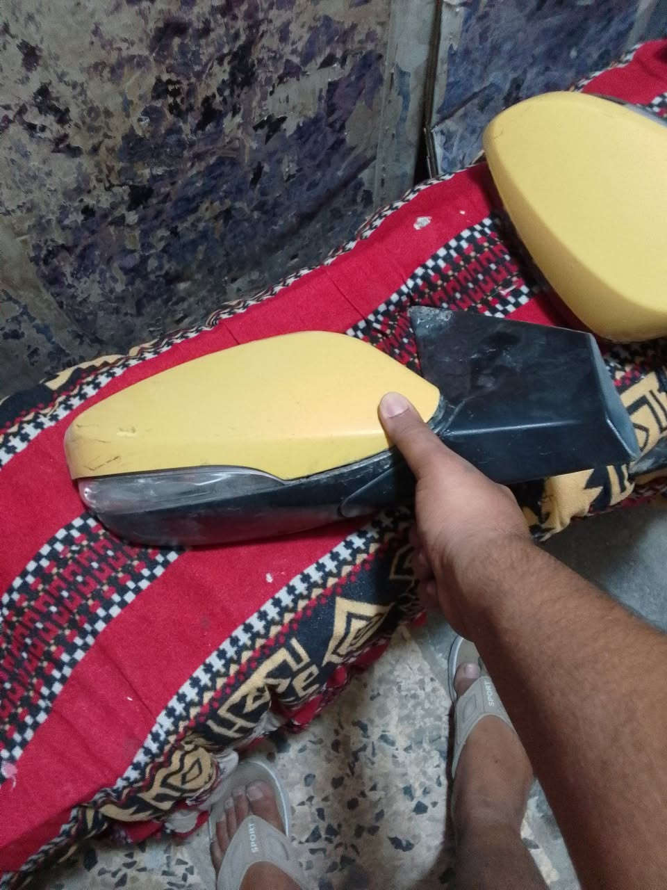 سلام عليكم مري جانبيه مال النتره مضلع ام الشاير مثل ماموضحات بل صوره ماطور تحكم مرايه شغال***********
