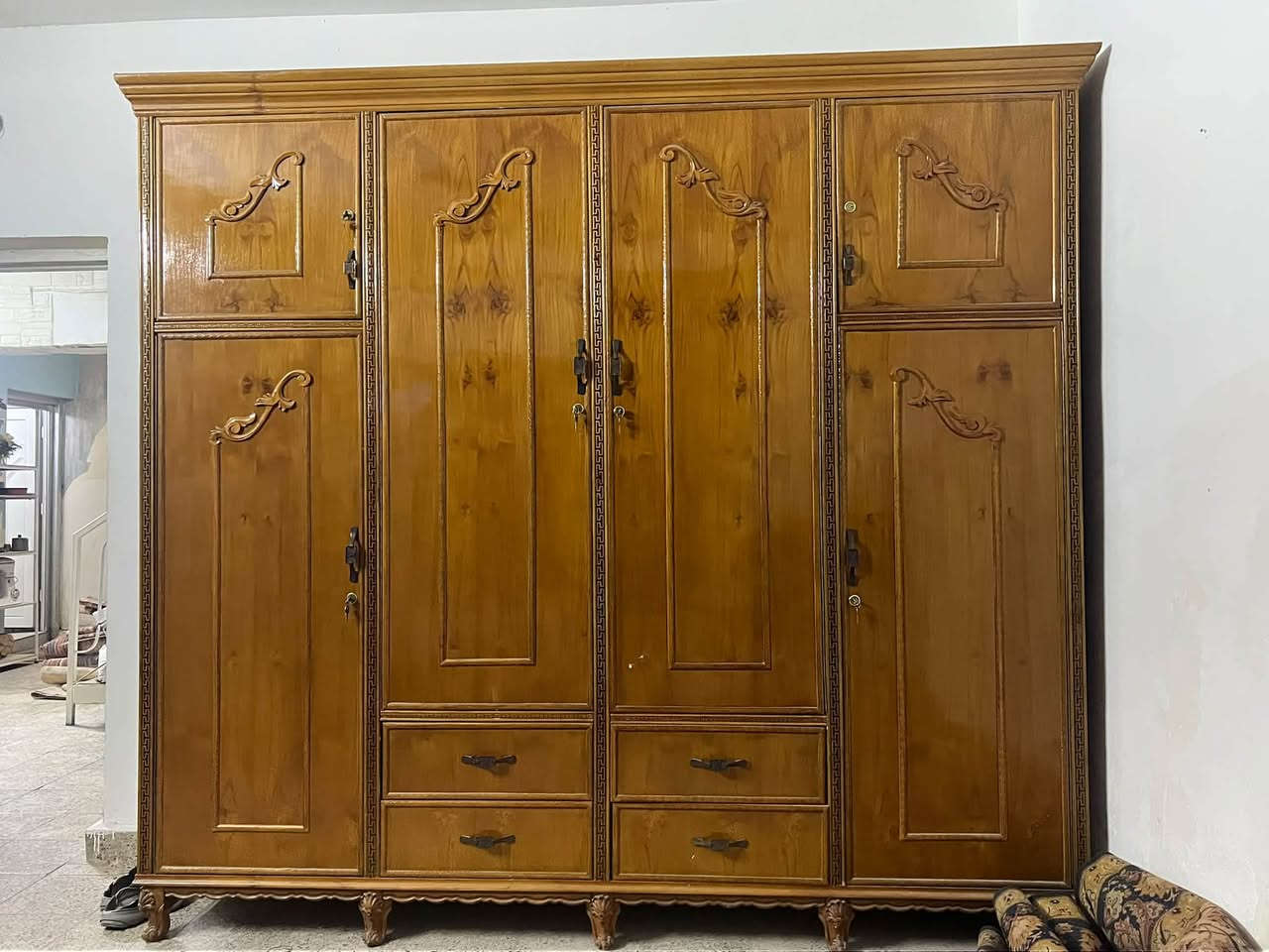 اغراض منزلية للبيع نضيفة مال بيت كلمن وسعره متوفر فقط واتساب او اتصال ***********
