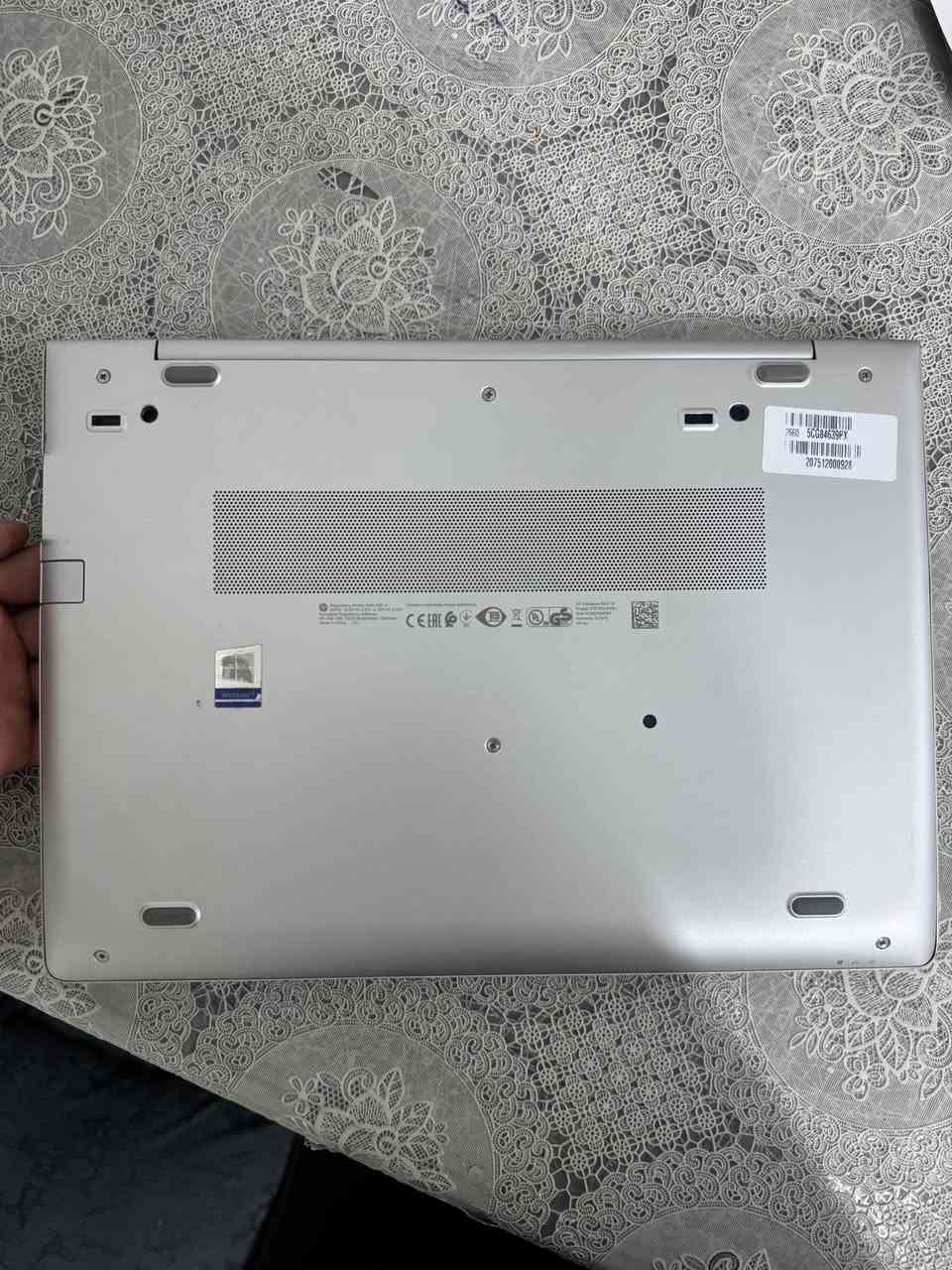 � لـلـبـيـع | HP EliteBook 840 G5

🔹 المعالج: Intel Core i5-8350U
🔹 الجيل: الثامن
🔹 الرام: 8GB
🔹 التخزين: 256GB SSD
🔹 كرت الشاشة: Intel UHD Graphics 620
🔹 الشاشة: قياس 14 إنچ تقريباً
🔹 النظام: Windows 11
🔹 شاشة لمس + بصمة اصابع + بصمة وجه 
🔹 الحالة: نظيف ومستخدم، والجهاز يعمل بشكل جيد
🔹 الفئة: EliteBook — مناسب للدراسة، العمل، الأوفيس والتصفح.

💰 السعر: 350 وبي   مجال        كركوك 📍

📞 رقم الهاتف: ***********

نص مكتوب في الصور:
- العثور على إعداد النظـام > حول المعالج Intel(R) Core(TM) i5-8350U CPU @ 1.70GHz 1.90 GHz ذاكرة RAM المثبتة ٨,٠٠ غيغابايت السرعة: ٢١٣٣ MT/s مساحة التخزين 238 GB تم استخدام ٨٦ GB من ٢٣٨ GB بطاقة الرسومات 128 MB Intel(R) UHD Graphics 620 EngOmar HP EliteBook 840 G5 معلومات الجهاز اسم الجهاز المعالج ذاكرة RAM المثبتة بطاقة الرسومات مساحة التخزين