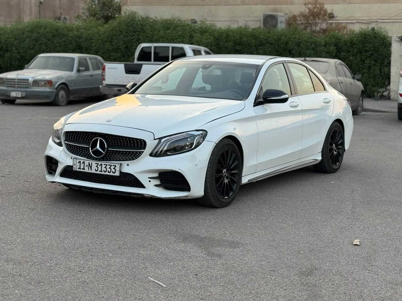 مرسيدس C300 • ٢٠١٥ • مكينة ٢٠٠٠ تيربو