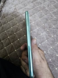 A73 بلادي • ٢٥٦ • شاشة مشققة