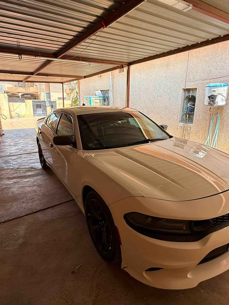 🔥 للبيع دودج جارجر SXT Plus – موديل 2021 🔥
▫️ الفئة: SXT Plus
▫️ الموديل: 2021
▫️ اللون: أبيض 🤍
▫️ الممشى: 75 ألف ميل
▫️ السنوية: أربيل – رقم جديد
▫️ مكان السيارة: تكريت
▫️ الحادث: طختين فقط، جاملغين صبغ بدون دواخل
▫️ البجم: كبس
▫️ السعر: 240 ورقة 💵 — بيها مجال بسيط للجاد

✨ المواصفات:
• سلايت
• كشنات كهرباء أمامية اثنين
• كشنات تدفئة وتبريد
• كشن حضن
• جلد بلاد أصلي
• هيتر كشنات خلفية
• ستيرن هيتر 🔥
• حساسات خلفية
• تشغيل عن بُعد
• شاشة + Apple CarPlay
• LED إنارة بالأكواب والأبواب، بلاد
• SXT Plus كاملة المواصفات

📍 السيارة موجودة في تكريت
🔍 الفحص مفتوح بأي مكان يختاره المشتري
💰 240 ورقة، مجال بسيط 
رقم هاتف ***********

