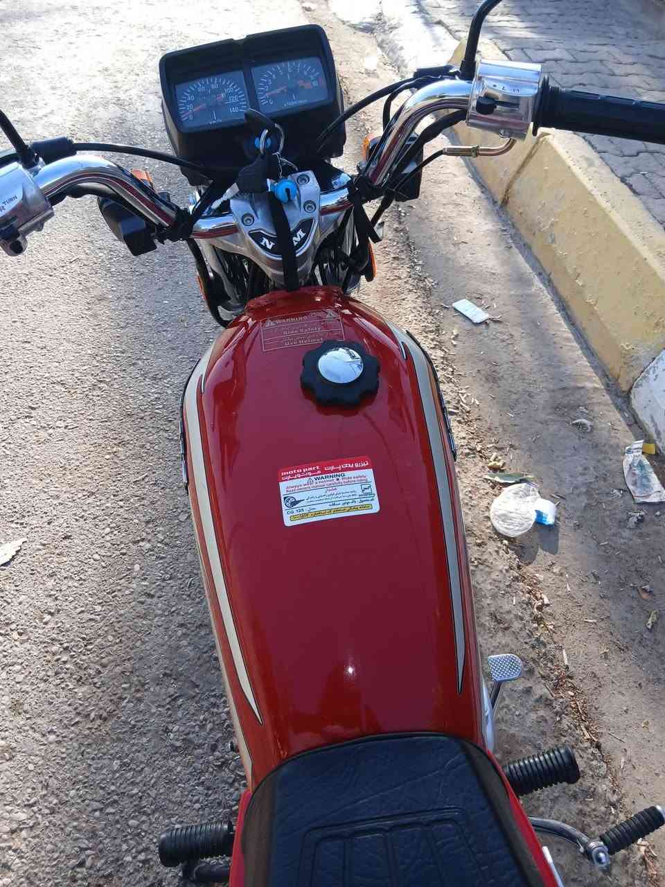 السلام عليكم دراجه ناما موديل ٢٦ شهرين من نازله استعمال قليل اتصل ودلل ***********
