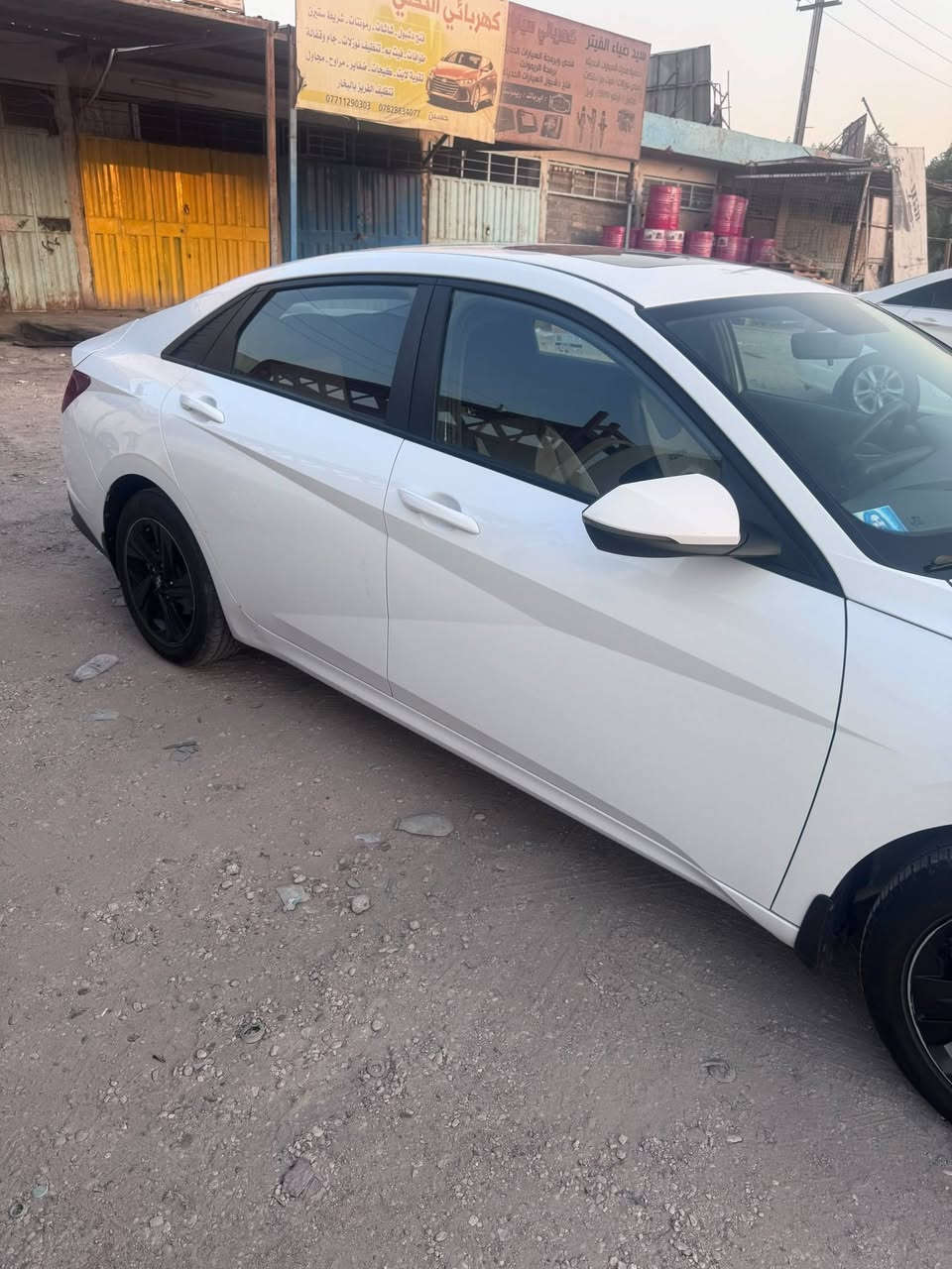 السلام عليكم النترا 
موديل 23 خليجي 
محرك 1600 دوش
مواصفات فقط فتحة سقف 
السعر 135  وبيها مجال بسيط 
مكانها كربلاء 
رقم بغداد الإنكليزي باسمي تحويل ثاني يوم 

***********
***********

