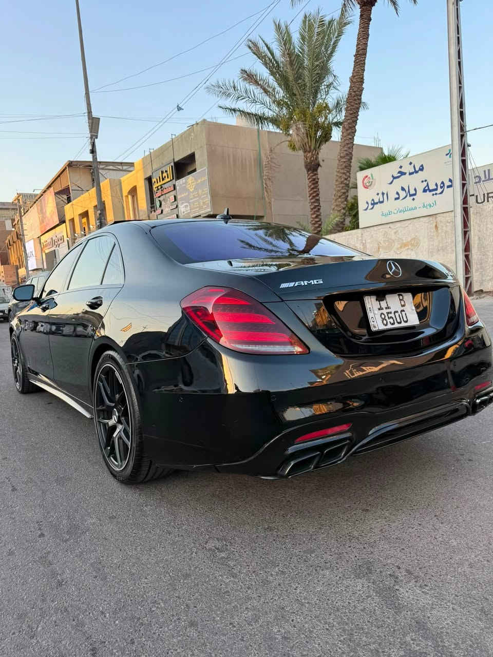 سلام عليكم للبيع فقط والسعر مناسب 

مارسيدس S63 amg 
كاربون فايبر بكج اصليه
موديل 2019 اعلى مواصفات 1/1 
6 فصوص
رقم مميز 
وارد اميركا ضررها صفحة السائق القطع مبدلات نفس اللون اصليات فقط جاملغ خلفي صبغ ودعاميات
ايرباك مصلح درجه اولى
كير ومحرك مكفولات
صدر امامي وخلفي جديد
صفر مسج

السعر 58 الف دولار مع اللوحه
53 الف دولار برقم عادي 

مكانها المنصور 
*********** اتصال
*********** واتس اب
