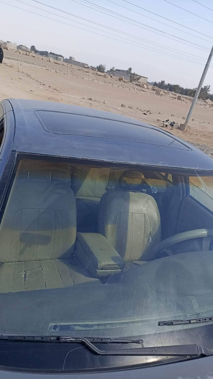 افلون موديل 96رقم نجف بسمي بيه ضربة بل اجملغ الي وري السايق ولباقي مكفول كير محرك تبريد كل شغال السعر 35العنوان نحف شارع المعمل ***********

