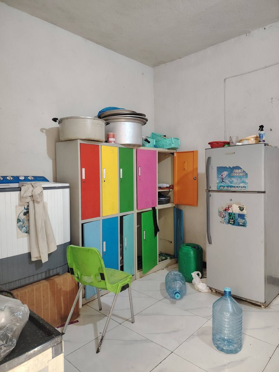 بيت زراعي المساحه ١١٠ متر يتكون من صاله واستقبال وغرفتين نوم صحيات خارجيه مطبخ البناء ابلوك كهربائي
للستفسار أكثر ***********
ناحيه أور السديناويه السعر ٢٧ مع المجال
