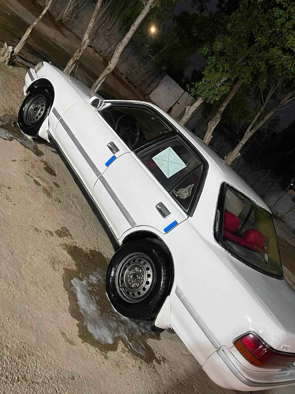 السلام عليكم مارك كربلائي للبيع رقم بصره نكليزي تحويل ثاني يوم مديل 93محرك وكير ونجي 6سلندر توه شادهن بلكارتون تبريد بس غاز تخم تاير جديد حداده جديده امامي خلفي كفاله من الضربه القويه والكص ونقل سنويه 31 سياره خير من الله مال جناي /العنوان البصره الزبير /*********** واتساب 
رقم الخط ***********/السعر ٤٠وبيهه مجال
