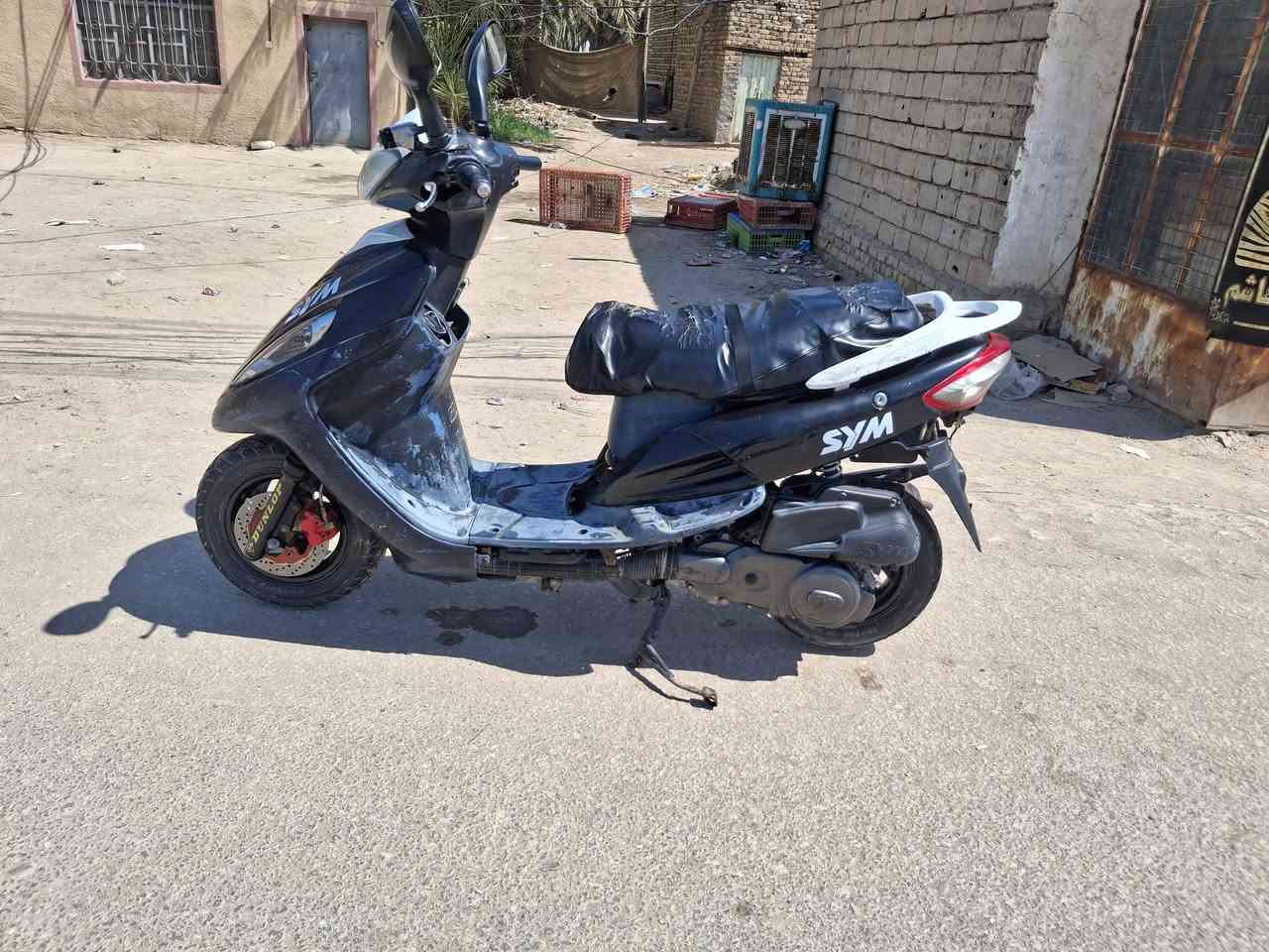 السلام عليكم دراجه سيام ياباني دراجه خير من الله باتري جديد تايرات جديده كهربائيات كله شغال نكرة سلف الدراجه مال جناي مكان نجف عباسية السعر 400وبيهة مجال الشراي يتصل ***********
