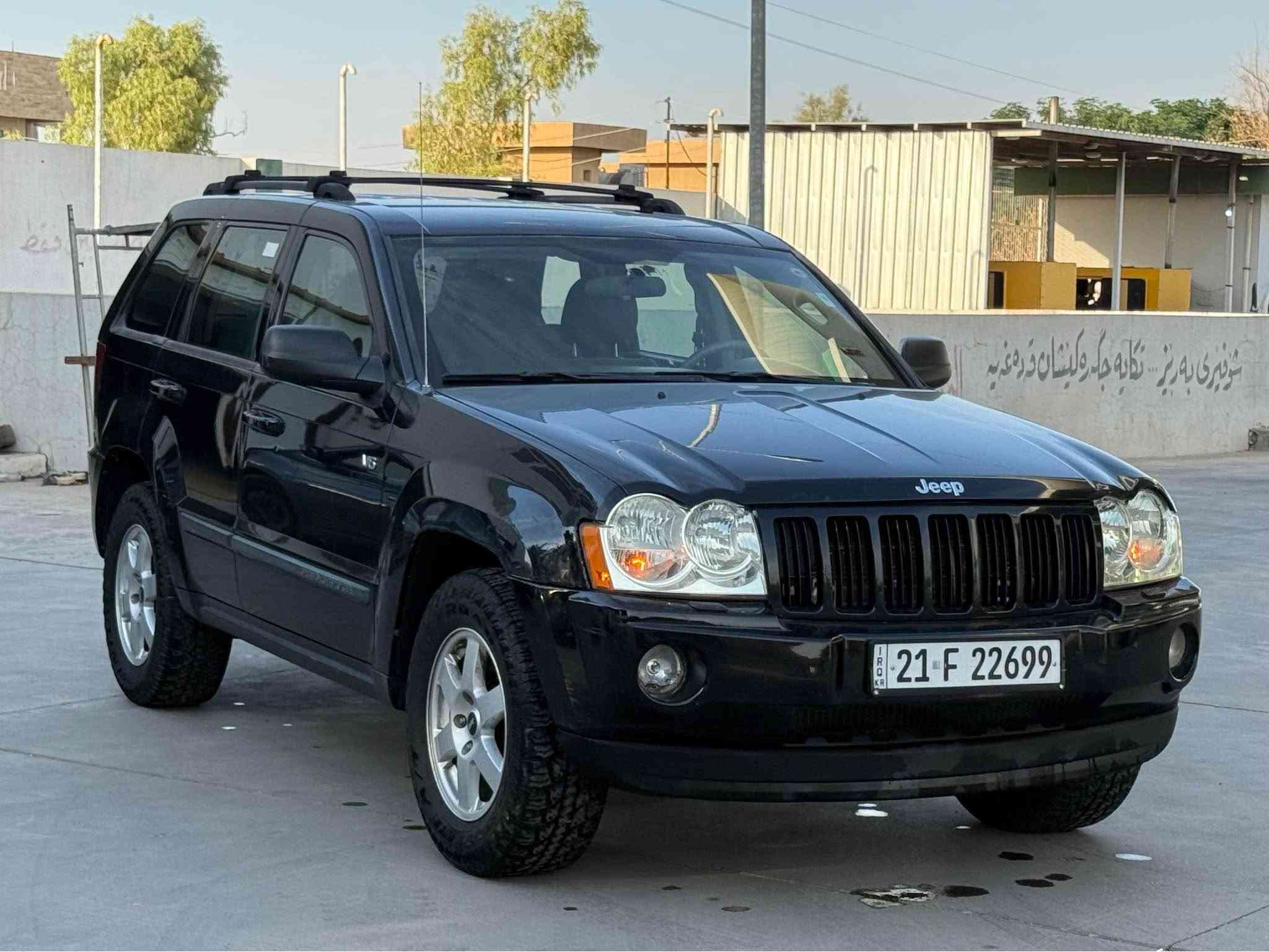 لاريدو ٢٠٠٧ • مكينة ٣٧٠٠ 4x4 • مشي ١٩٥الف