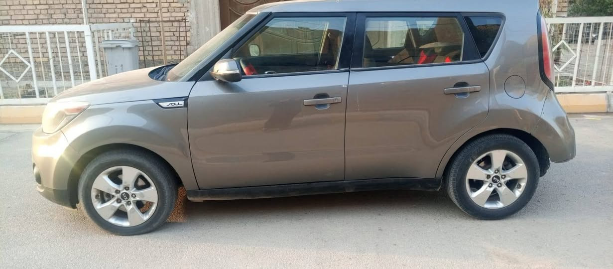 السلام عليكم
كيا صول كفاله بدون كص
ابيع ادوات
موديل 2018
مكينه گير حداديه كله جديد 
كهربائيات كلها شغاله 
تبريد تدفئه 
علمن السيارة مصبوغة اثر شخوط
السعر : 50$
العنوان الناصريه 
مكلف بالنشر 
للتواصل : ***********
