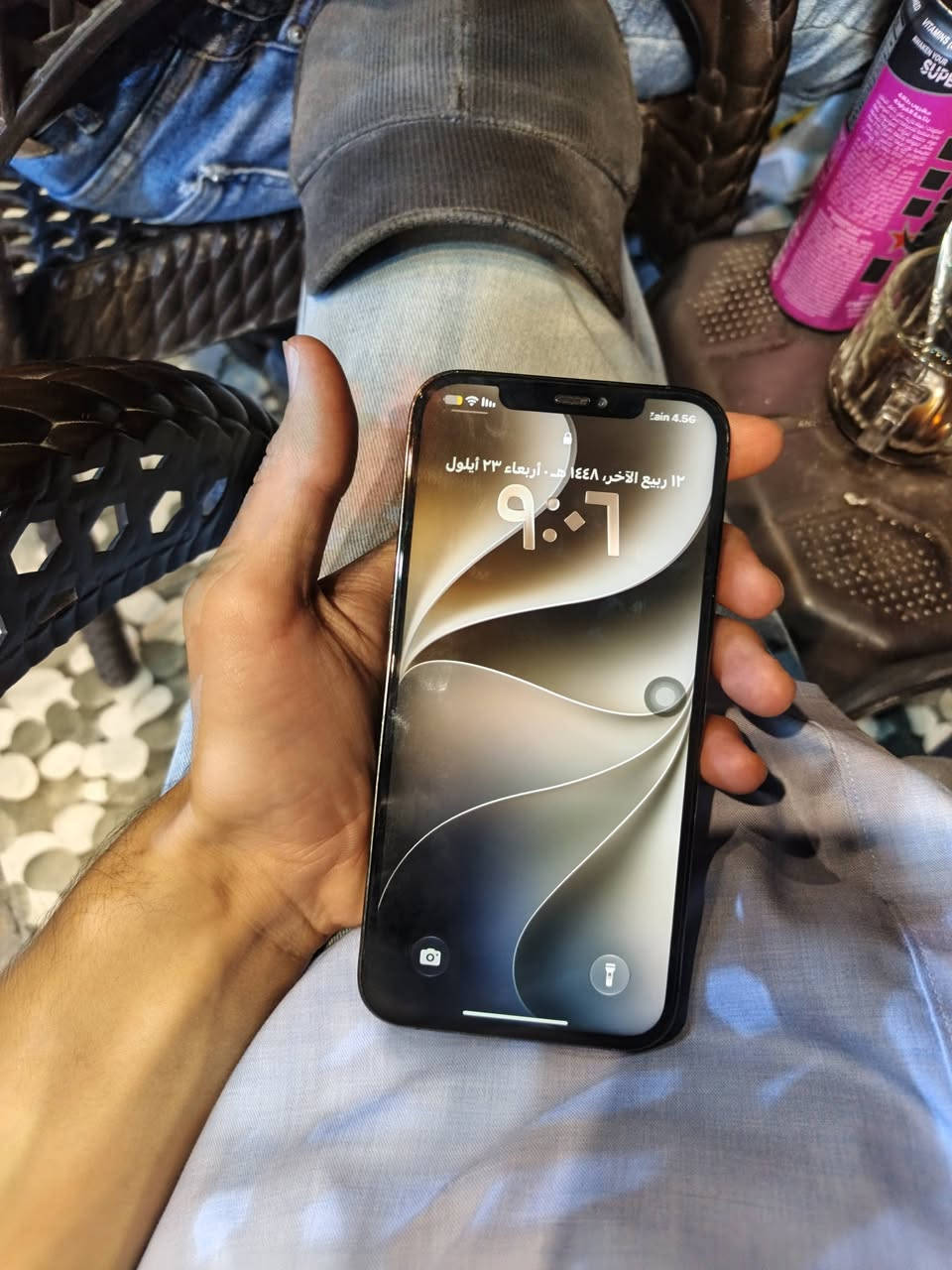12برو ماكس ب٣٠٠ بيه مجال 
***********

نص مكتوب في الصور:
- القطع والخدمة تجمع Apple سجل تاريخ القطع والخدمة، وهذا السجل يعرض معلومات عن هذا الـ iPhone وحالته وتفاصيل إصلاحه. معرفة المزيد... سجل تاريخ الخدمة الشاشة غير معروف البطارية غير معروف بصمة الوجه مشكلة