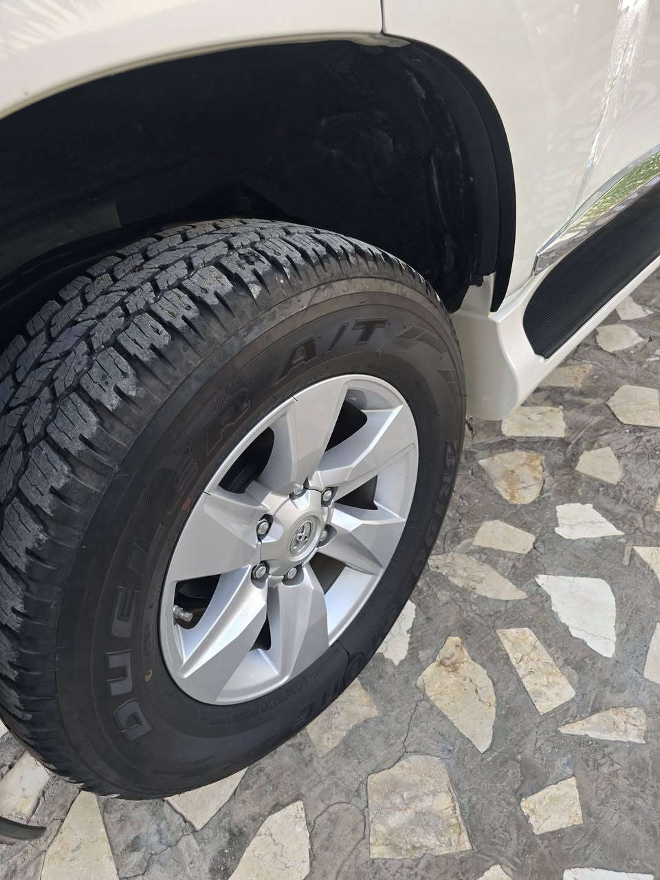 سلام عليكم
برادو 2018  SAS TXL

سته سلندر V6 ماشيه 81

رقم بغداد الجديد بسمي 

فتحه سقف

بصمه دبل تانكي

تشغيل عن بعد دخول ذكي

اناره led امامي

مثبت سرعه

ثلاجه تبريد٣ قطع ٧ راكب

حساس خلفي زراك لايت

تخم تاير برجستون ياباني اصلي

مكفول من الصبغ واحادث والوباء

سعر 375 $ مكان النجف المشخاب 
رقم ***********
