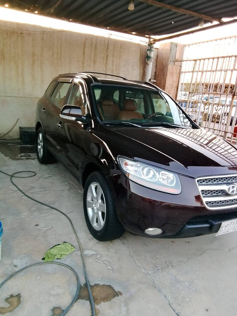 سلام عليكم،،،، 
سنتافيا م 2009  محرك 2700
3 قطع تبريد 7 راكب 
السيارة فول مواصفات مري شفط حساس خلفي أصلي،،، 
داخل جلد أصلي ومغلف مع الارضيه
5 ويل كب،،، رقم بغداد 
محرك كير صدر كلها جاهزه 
السيارة بيها صبغ دعاميه أماميه
وصبغ بلجاملغ الخلفي مؤشر عليه 
سعرها 115$ 
للتواصل ***********
مكانها بغداد
