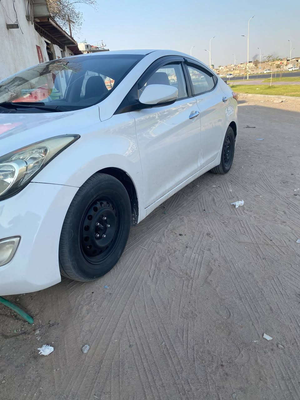 النترا افانتي 2012 مكينة 1600 طاحونة كفالة من الضربة بيهه رشات صبغ اثر تكشير رقم بصرة سنوية منتهية جاهزة كير ومكينة كفالة حدادية تخم تاير جاهزة نقصهه كمبريس واكف فقط والباقي جاهزة 
السعر 87 مكاني البصرة 
مكلف بالنشر الشراي يتصل 
ه‍ـ*********** البصرة, العراق

