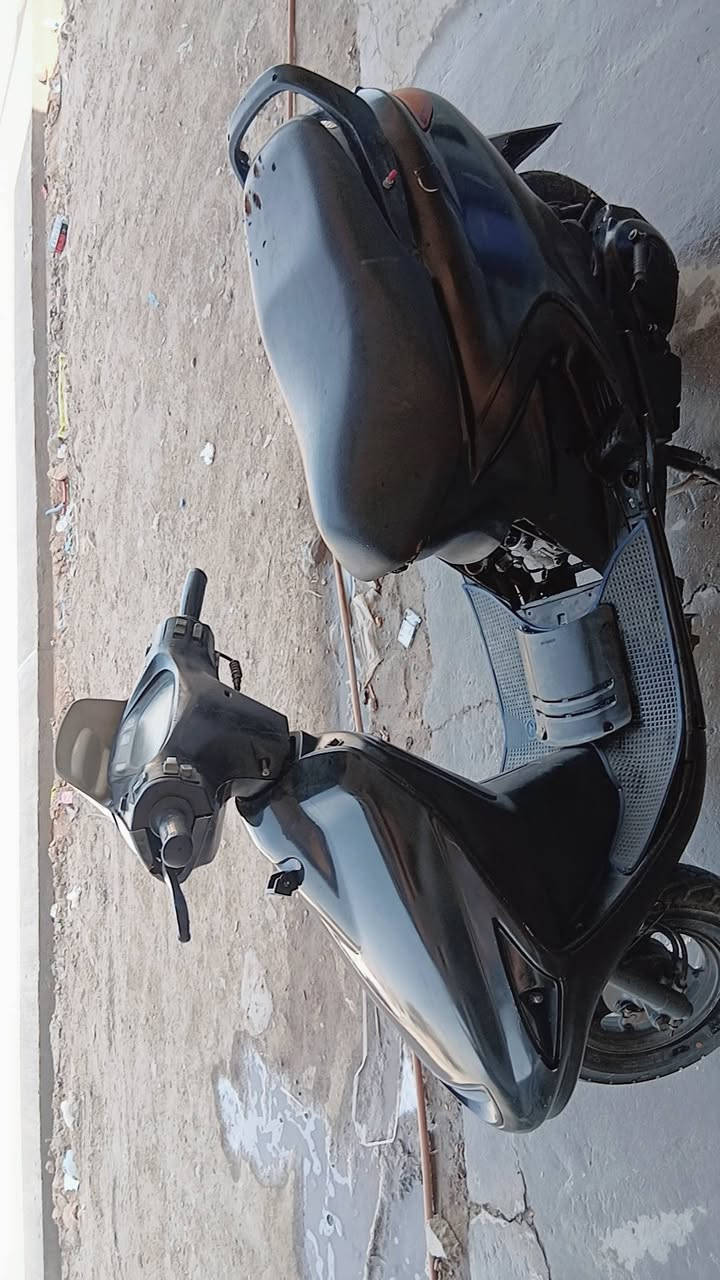 متاح متاح
اللبيع دراجه فراشه النجف شارع مطار 
350 وبيها مجال 
واتساب ***********
