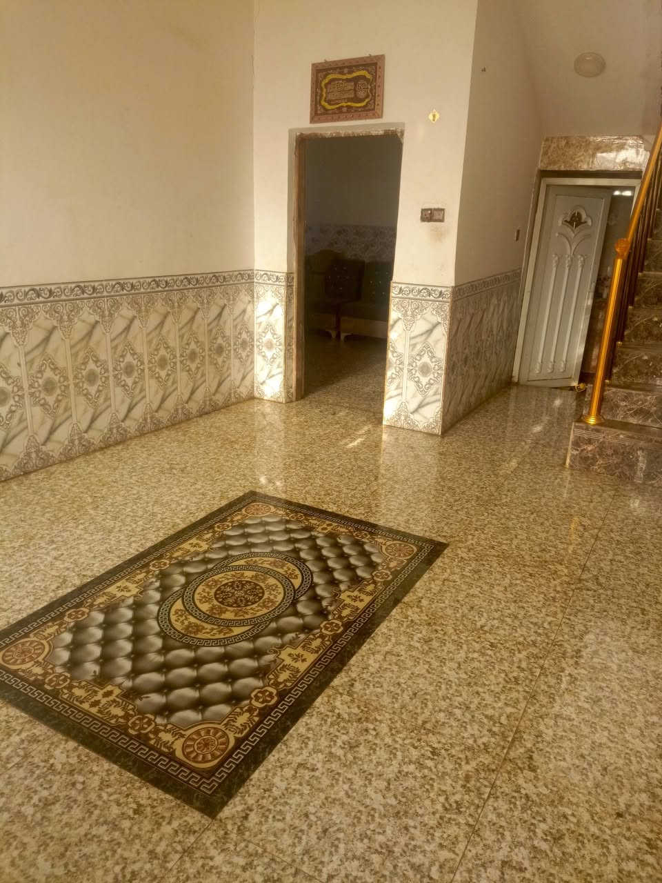 سلام عليكم بيت للبيع جاهز للسكن
حي الزهراء ع  غرفتين وصاله ومطبخ وديوانيه وحمام داخلي وخارجي سيراميك على شارعين ركن ماء كهرباء 
سعره ب 35 وبيه مجال للشراي 
مراسله الحساب أو الاتصال على الرقم 
***********

