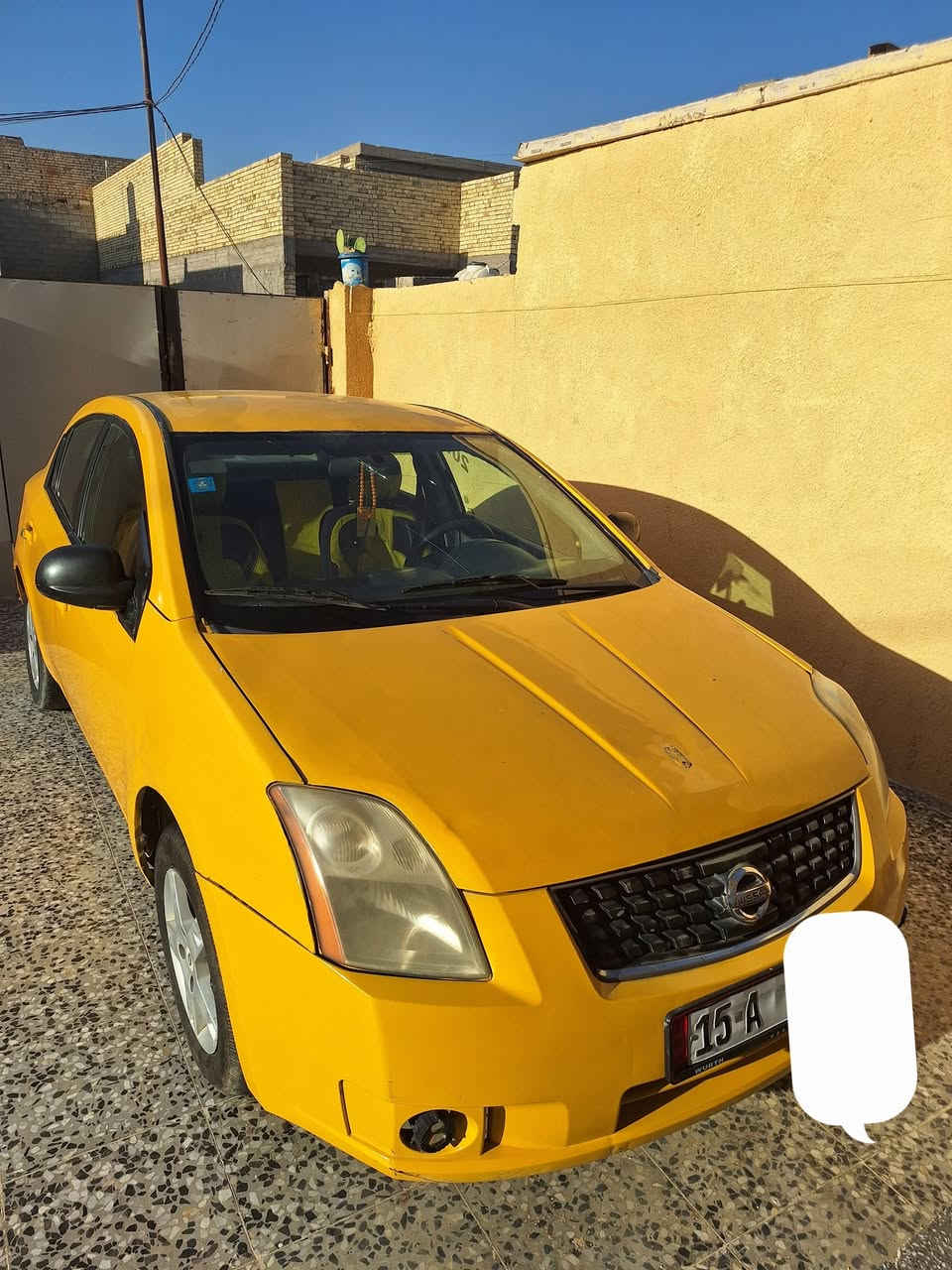 السلام عليكم للبيع نيسان سنترا موديل 2009 عوزهه تلحيضات بسيطة تبريد شغال المكان بغداد  السعر  45. ***********
