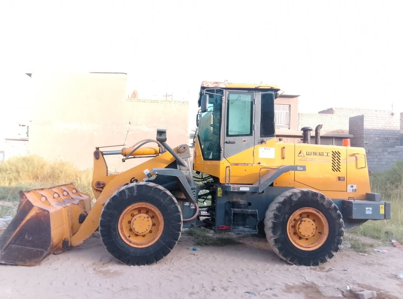 سلام عليكم للبيع شفل LG مكفول من كلشي رقم ذي قار تحويل ثاني يوم خير من الله الاستفسار على هذا الرقم ***********/***********

نص مكتوب في الصور:
- ***********
- ابو حسون؟