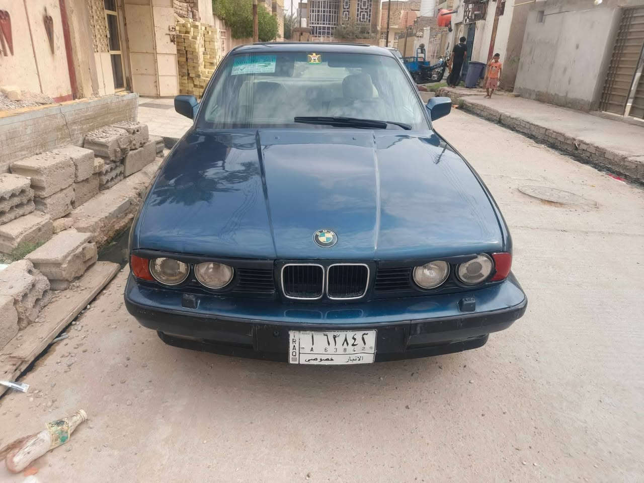 السلام عليكم بي ام 525 موديل 93 معرض للبيع او مراوس حسب  مكينه وقير  حداديه جديده سياره جاهزه من الطول للطول سنويه ل 29 مكان السياره الناصريه قلعه السكر السعر خاص معروضه مراوس او بيع اي استفسار على رقم الهاتف للعلم مكينه بلاديه مسكر ‏‪***********‬‏
