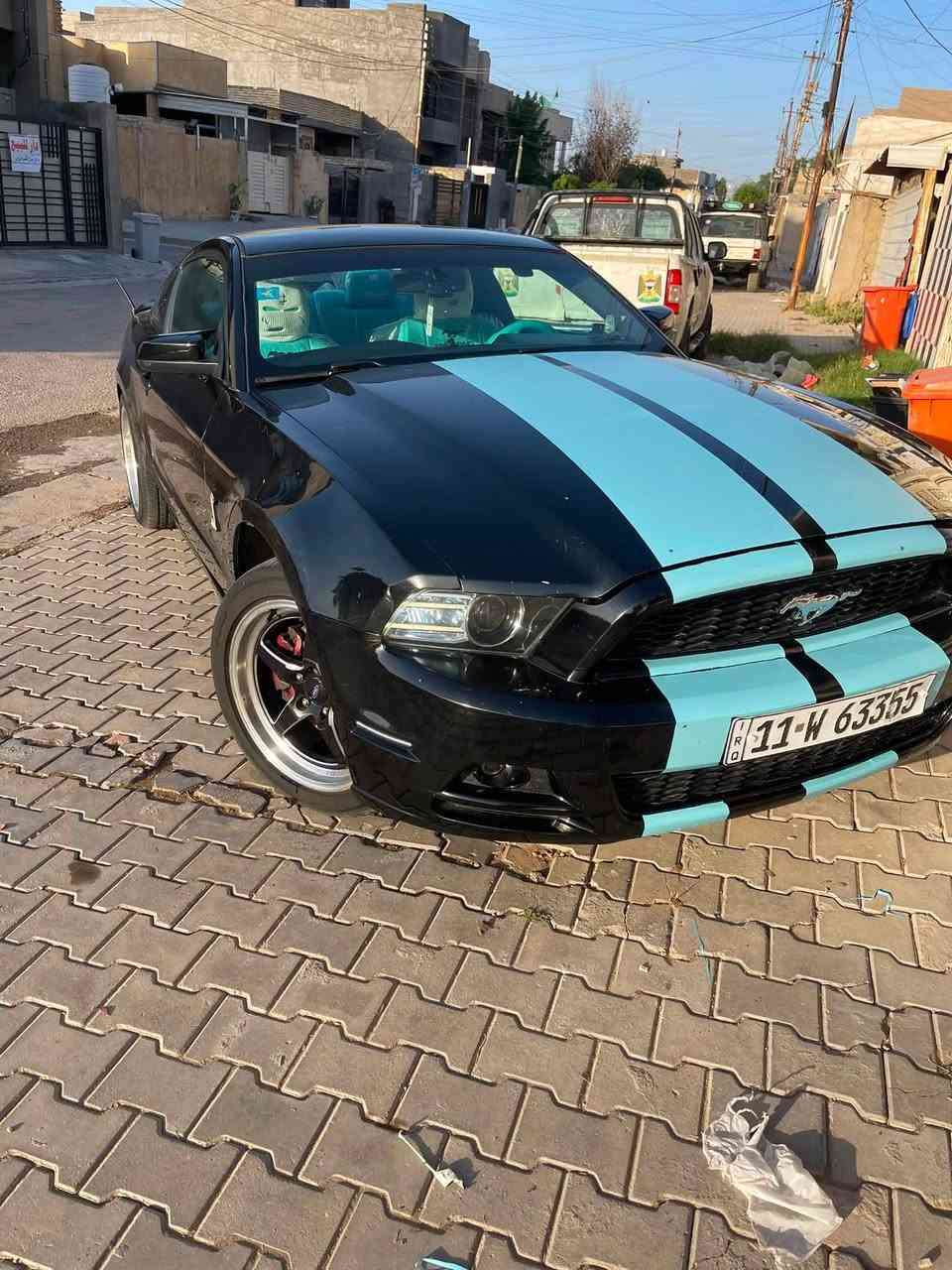 شلون الطيبين موستنك ١٤ ٦ سلندر محرك خير من الله كهربائيات كير كلهن زينات سيارة ماشية تقريبا ٦٣ الف مايل داخل مدوشم فيروزي شادلهة خطوط فيروزي الشراي عيوني الة سعرهة ١٠٠ ورقة وذا اكو مراوس بسيارة ماليبو حديث نضيفة اراوس ***********
