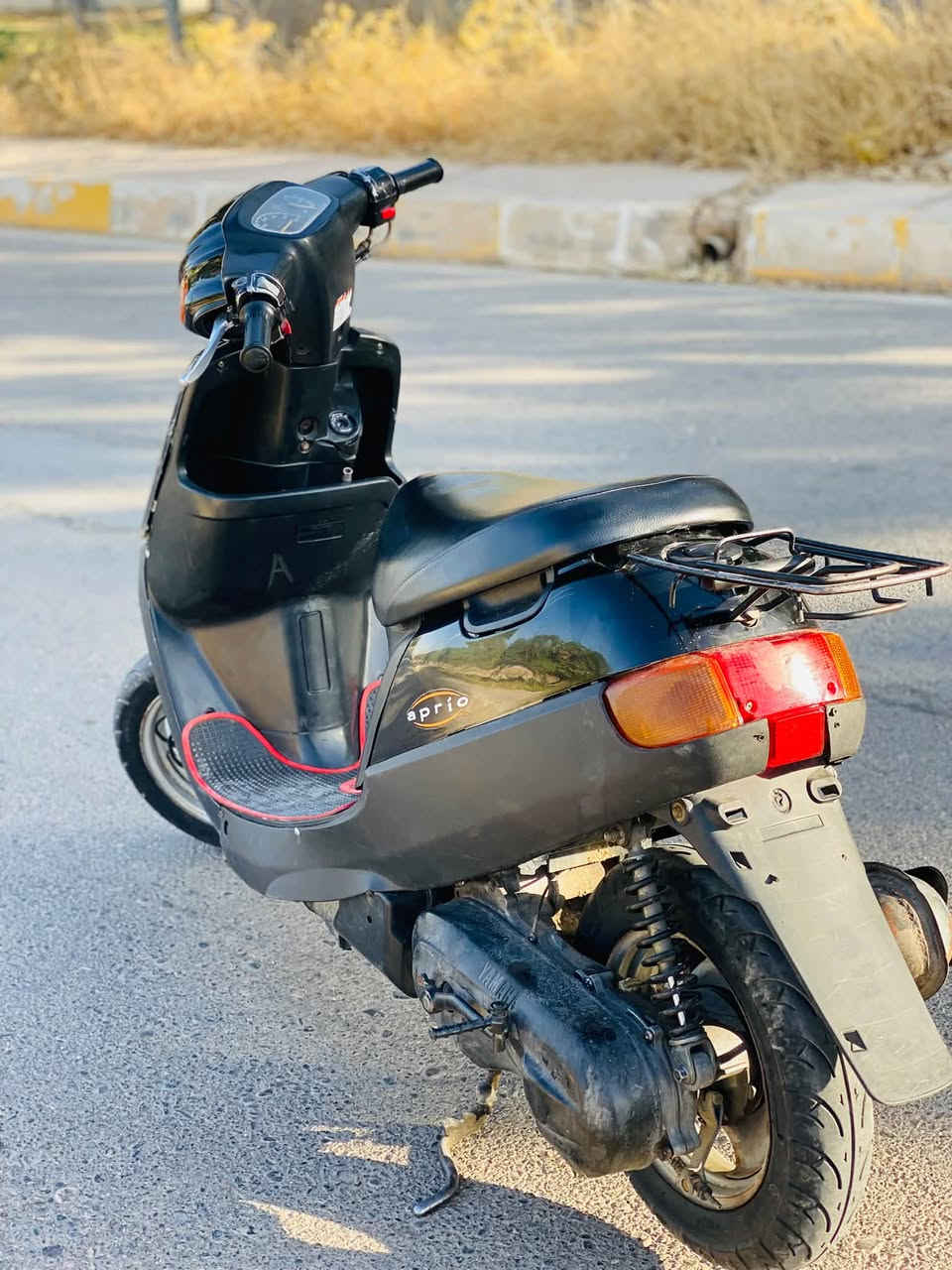 السلام عليكم 
ماطور بوتين للبيع  محرك شرط 
 شاصي شرط 
ويرمينه شغاله كلها سلف شغال بس باتري يعوزهه تحريكه ومعدل يكمز من جواك 
لايتات ،إشاره كلها جديد شغال 
كيج سرعه شغال الماطور جاهز ربع ماتصرف عليه فقط ناقصه باتري 
السعر ٣٠٠ 
مكاني تلعفر حي العكسري 
للاستفسار *********** بيه واتساب 
***********
