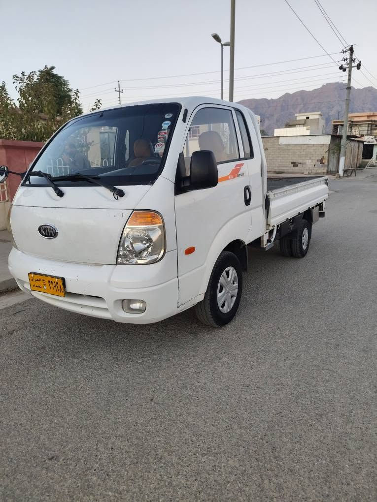 سەرەتا بەناوی خوای گەورە
کیا گاز  سێ هەزاری سۆپەر ی مەکینە عادی سەیارەکە ساغە بڕاوە نیە بەشەرتی ئەوەلیات و حاسیبە  ڕەقەم بەغداد سەیارەکە یەک دینار مەسرەفی تێدا نیە شەش تایەی لۆکی لەبنە بۆ زانیاری چەمچەیەکی دەرەجە یەکی لەگەڵە  سەیارەکە هی ماڵی خۆمە هی مەعرەز نیە   سعری 65و مەجال  ژمارە ***********
*********** السليمانية, العراق
