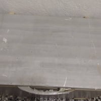 مجمدة صغيرة • ماطور شغال • تحتاج غاز
