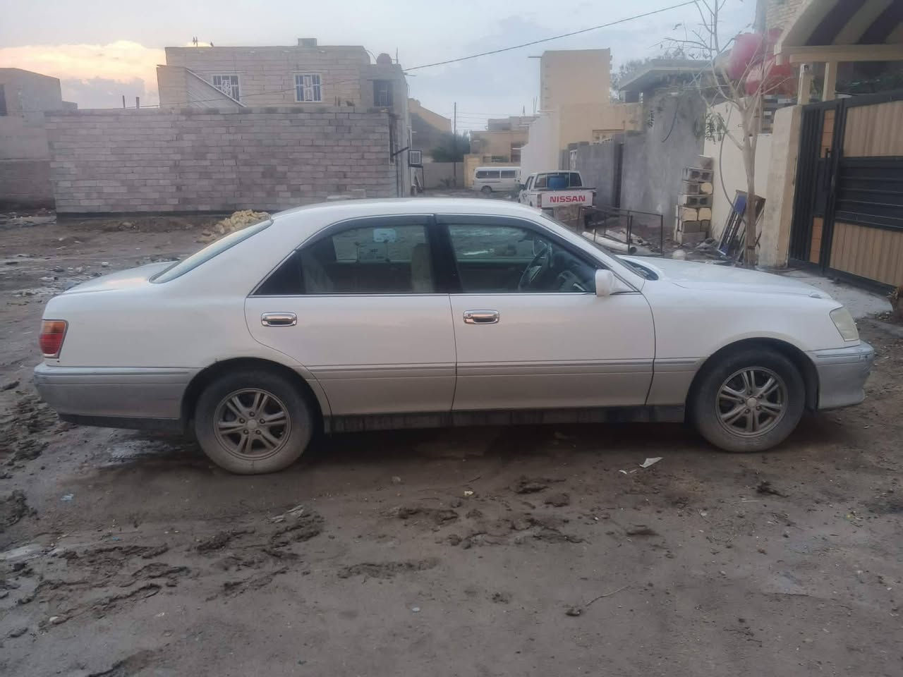 سلام عليكم ملكه ادوات
متوم ارقام وسنويه 
مكينه ديفور 
سياره جاهزه عل اخير 
السعر 28 وبيه مجال
مكانه الشطره 
‏‪***********‬‏
