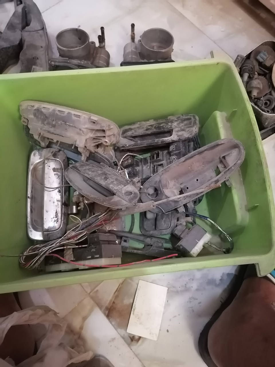 اغراض انفنتيتي للبيع اتصال وتساب***********
