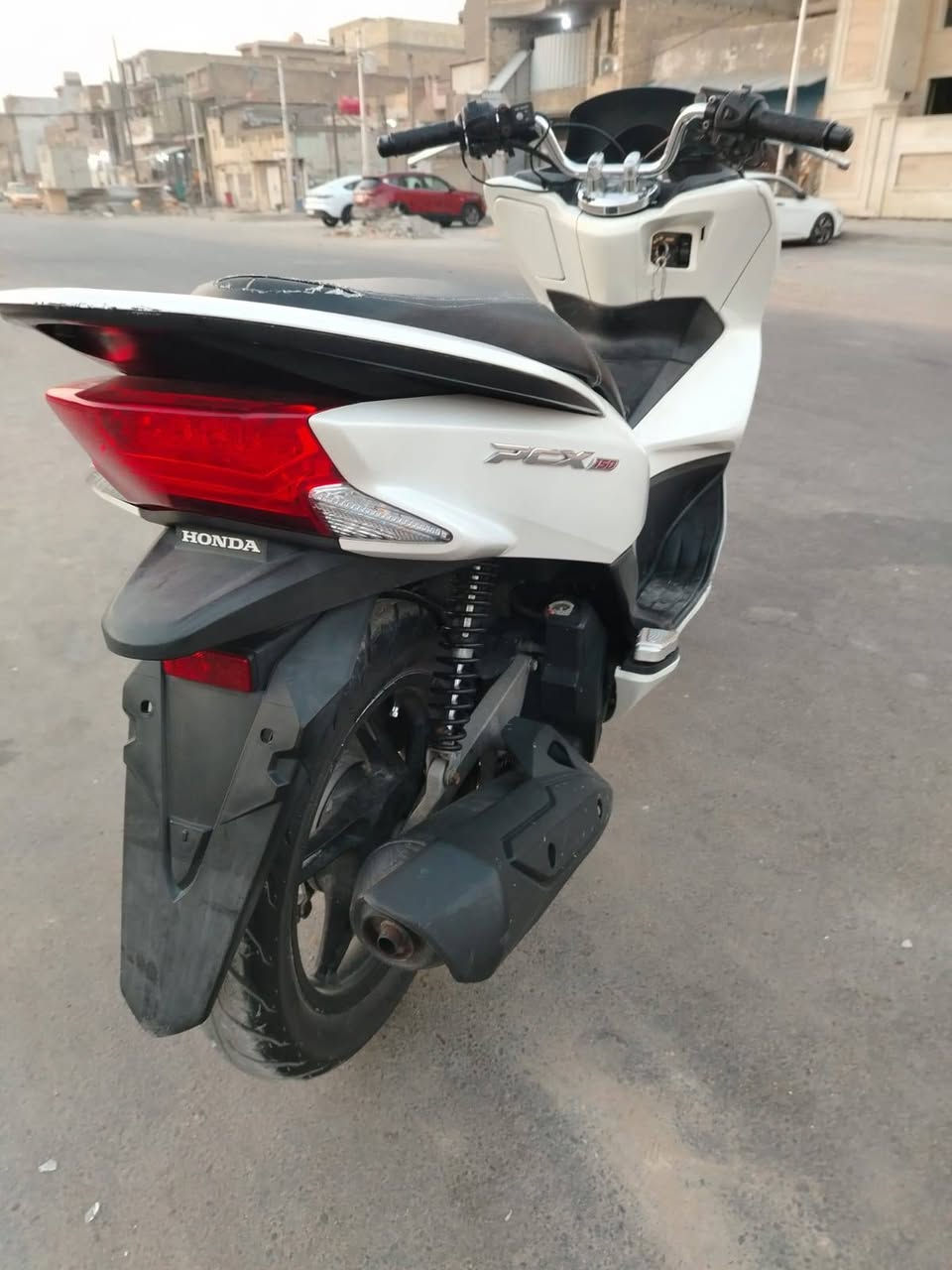 بي سي اكس جيل ثاني ياباني
ماشيه ٣٠ محرك ١٥٠ حساس زدحام ستان كهربائي

دراجه احله من صور مكان بغداد شراي يتصل ويدلل 

سعر ١٤ ونص متوازي ع بيع ***********
