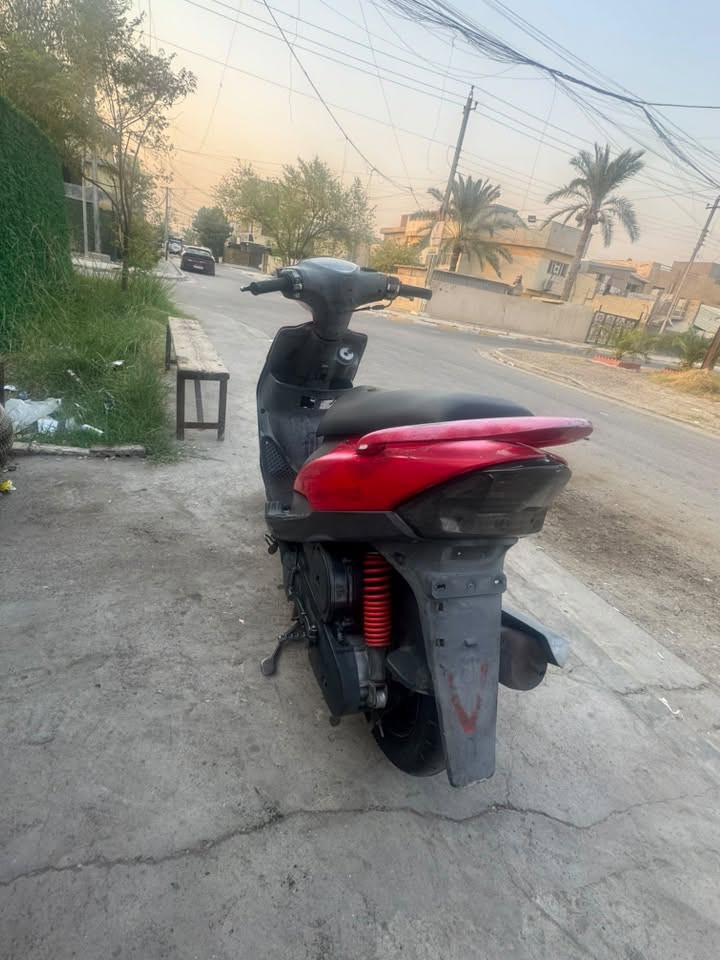سلام عليكم دراجه ماكس عدله البيع ادراجه بلاديه مكاني بغداد حي العامل***********
