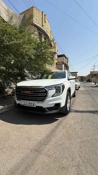 سياره جاهزه وكامله من كلشي اي نقص ما بيها  مبدل بيها مدكر نفس لون والب...