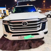 لاندكروزر GXR • ٢٠٢٤ • ٣٧٠٠٠ كم