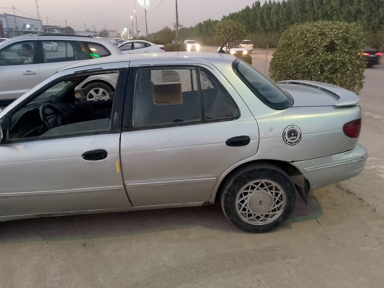 السلام عليكم سيفيا 94 محرك جبير كير عادي كهربائيات كامله صدر نظيف كلها جاهزه سنويه لل30   العنوان بابل جبله السعر 26.    ***********
