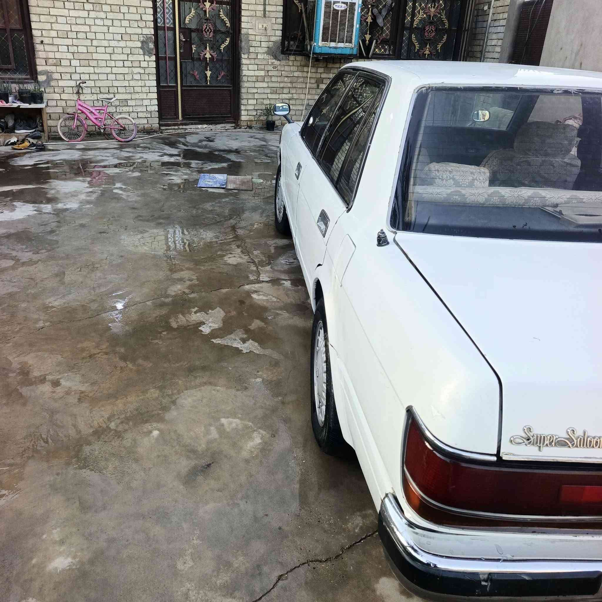 السلام عليكم سوبر سيدان يسره بلاد معمره حزام رقم بغداد دولي سنويه جديدة بسمي موديل ١٩٨٨ حداديه جديدة قبل اسبوع امسويها محركها بيه صوت ابيع محرك كايم السعر ٤٠ وبيها مجال مكانها بغداد المعامل *********** أو, *********** شرط السياره هزه جديده ماتطلع الاتحويل
