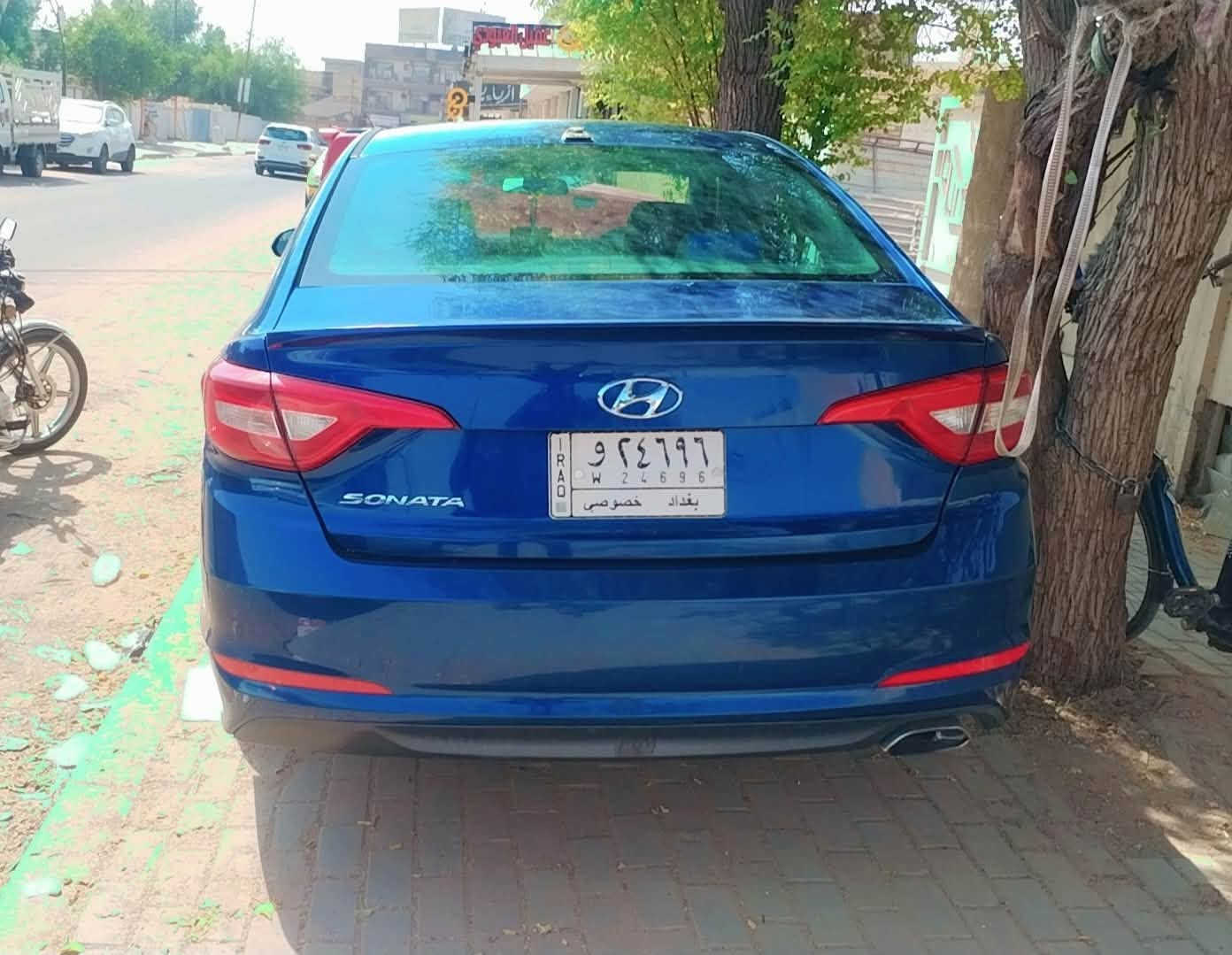 سوناتا ٢٠١٥ امريكي 
رقم بغداد بأسمي 
ماشيه ١١٥ او اقل سياره على ايدي صارله
محرك كير خير من الله (مكينة مفتوحة ) بس مكفول من المشاكل او شي آخر شرط الفحص 
وضعيات قيادة تحكمات وباقي مواصفاته معروفة 
حادثه كما موضح بلصور فقط بنيد بدون اي دواخل
تخم تاير جديد صدر نضيف باتري جديد 
منظومة تبريد كلهة جديدة 

السعر ١١٥ وبي مجال للطيبين 
وكلشي اكو ب سوك وهاي سيارة نضيفة 
مكاني بغداد ابودشير 
مكلف بلنشر هذا رقم راعيهة
***********

نص مكتوب في الصور:
- INSURANCE AUTO AUCTIONS - IAAI.COM - 000-15717703