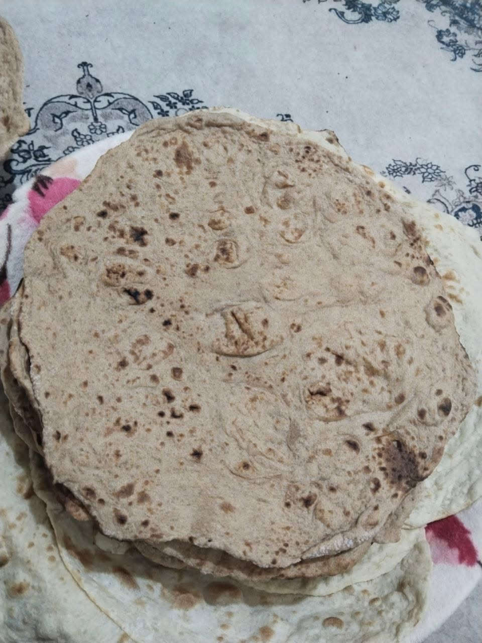مني بيتزا 🍕 10 قطع ب5
سمبوسه دجاج ولحم 20 قطعه ب5 الالف
كبه كلي 20 قطعه ب5 وسلگ وكبه جريش وبورك
كباب عروك كيلو ب10 وتوجد الدولمه كدر
كبير وصغير وخبز الأبيض واسمر وعروك
الاستفسار والحجز على الرقم ***********
