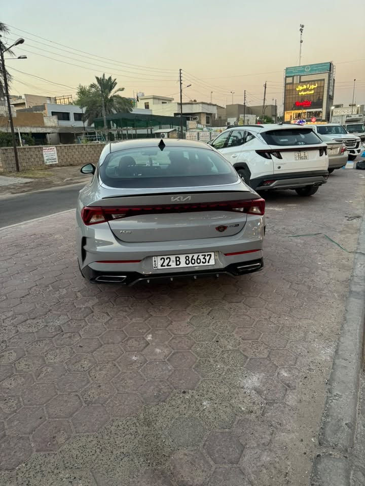بيع مستعجل
موديل 2022

Kia K5 gt -line 

ماشيه28 الف ميل

مواصفات السياره : 

1- بصمه أبواب و تشغيل عن بعد 

2- كشن ألسائق كهرباء 

3- شاشه كبيره 

4- لد نهاري 

5- ويل كب 18 

6- شاشه عرض أعطال بالدشبول 

7- كروز سرعه ذكي ( مثبت سرعه) 

8- كشنات تدفئة 

9- سايد بريك كهربائي 

10- GPS 

11- صندوق كهرباء 

12- قيادة ذاتيه 

13- شاحن واير ليس 

14- تحديد مسار 

15- مخارج شحن امامي و خلفي 2 

16- فور ويل ( دفع رباعي) 

17- جام اوتو السائق 

18- مانع أنزلاق 

19- كامره دواره 

20- حجم ألمحرك 1600 توربو 

(حادث ألسياره بنيد وجاملغ ايمن  رقم اربيل هزه جديده تريد تحويل او وكاله سعر السياره135 للأستفسار  *********** السياره كلش جديده واحلى من الصور المكان بغداد الطوبجي للعلم مكلف بالنشر اتصل بالرقم صاحب السياره وتدلل
